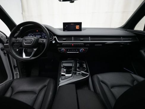 Used 2019 Audi Q7 3.0T Prestige w/ Prestige Package AWD/4WD image 5