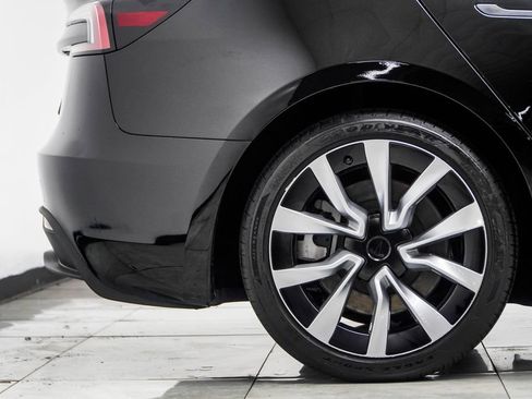 Used 2025 Tesla Model 3 Long Range RWD image 6