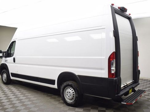 New 2024 RAM ProMaster 3500 w/ Delivery Van Package FWD image 12