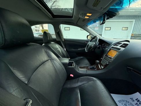 Used 2011 Lexus ES 350 image 18