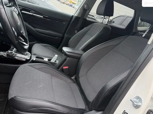 Used 2024 Kia Seltos S AWD/4WD image 2
