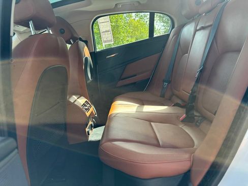 Used 2018 Jaguar XE Portfolio RWD image 12