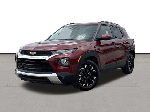 Used 2023 Chevrolet TrailBlazer LT w/ Convenience Package AWD/4WD image 1
