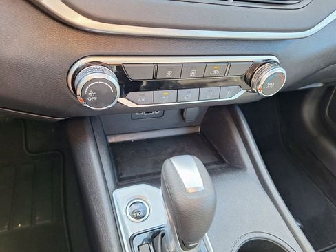 Used 2025 Nissan Altima 2.5 S image 16