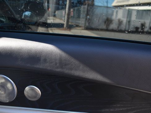 Used 2023 Mercedes-Benz E 350 4MATIC Sedan w/ Premium Package image 27