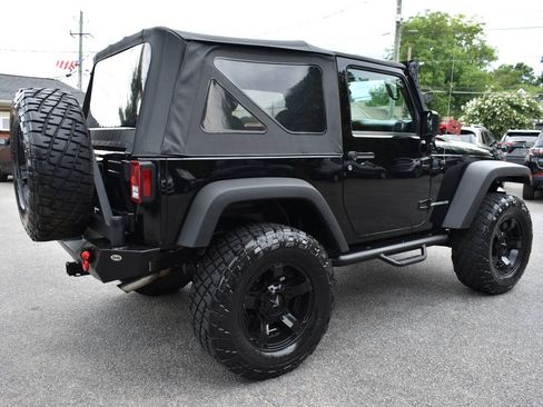 Used 2017 Jeep Wrangler Sport w/ Quick Order Package 23S AWD/4WD image 3