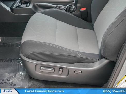 Used 2021 Toyota Tacoma TRD Off-Road w/ Technology Package RWD image 14