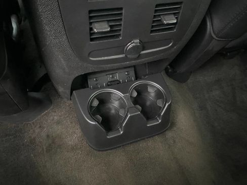 Used 2012 Chevrolet Avalanche LTZ image 27