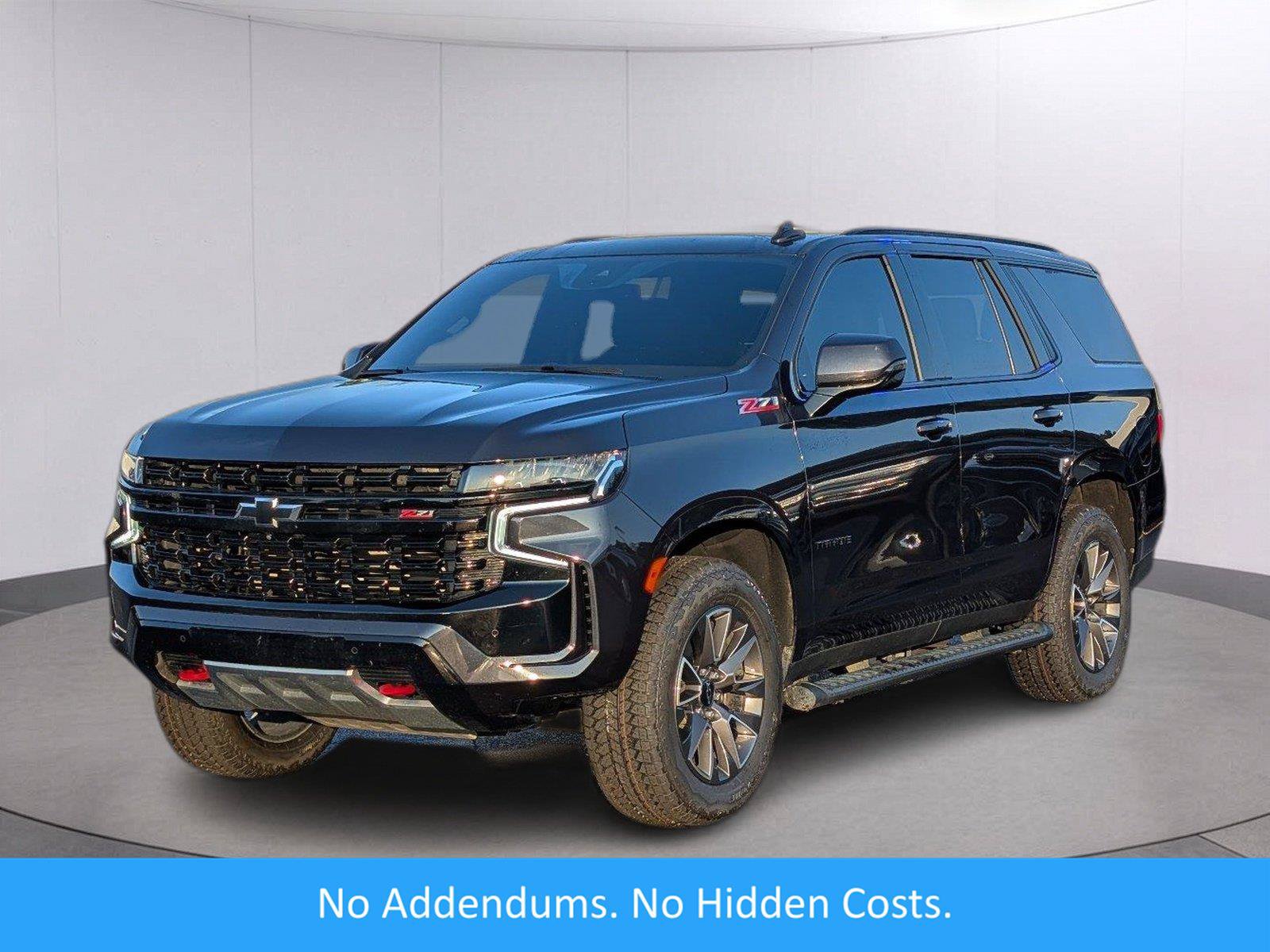 Used 2024 Chevrolet Tahoe Z71 w/ Luxury Package AWD/4WD image 1