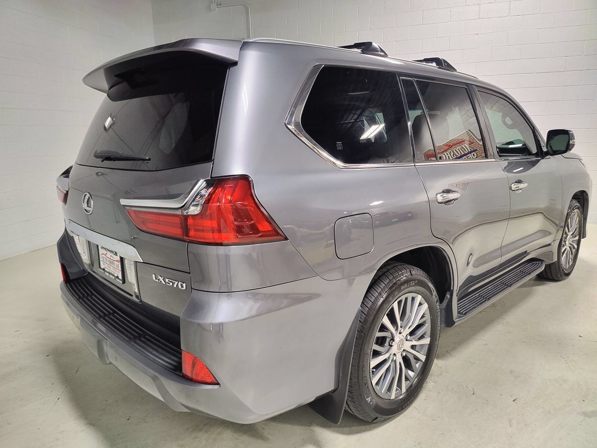 Used 2016 Lexus LX 570 4WD w/ Luxury Package image 7