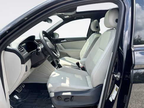 Used 2024 Volkswagen Tiguan SE R-Line AWD/4WD image 13