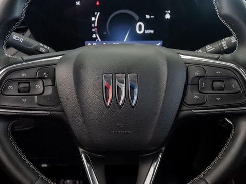 Used 2025 Buick Encore GX Preferred image 11