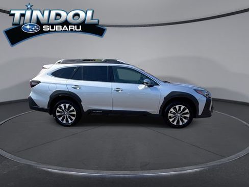 Certified 2025 Subaru Outback Touring XT AWD/4WD image 10
