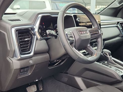 Used 2025 GMC Canyon Elevation w/ Convenience Package image 10