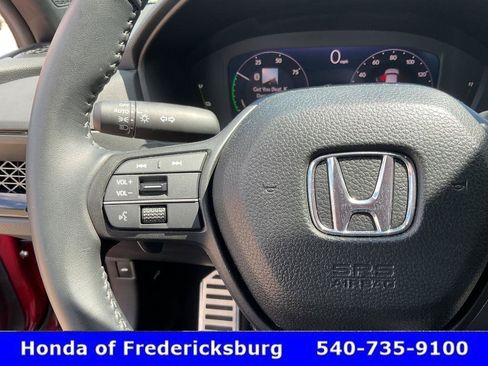 Used 2025 Honda Accord Sport image 28