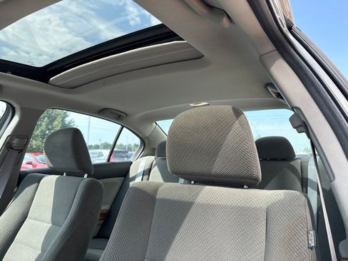 Used 2012 Honda Accord EX image 9