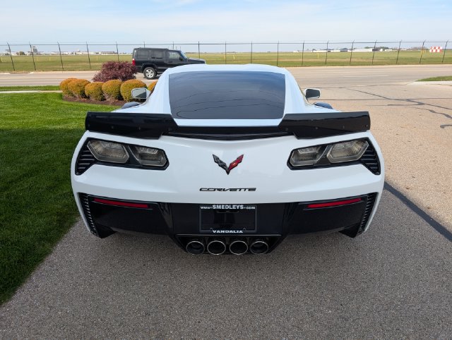 Used 2017 Chevrolet Corvette Z06 w/ Z07 Performance Package RWD image 6