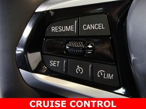 Used 2025 BMW 330i xDrive 330i xDrive image 18