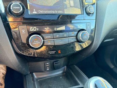 Used 2017 Nissan Rogue Sport SL w/ SL Premium Package AWD/4WD image 20