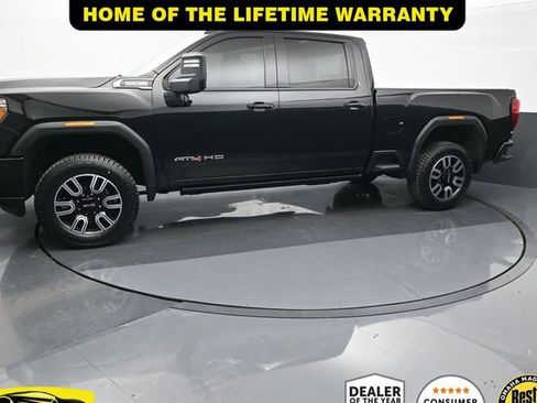 Used 2022 GMC Sierra 2500 AT4 image 3