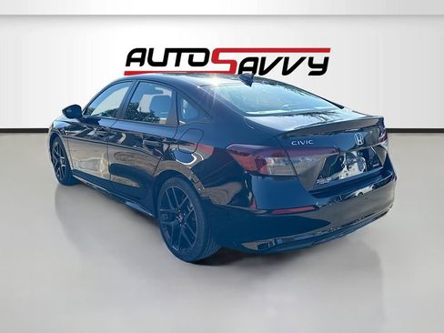 Used 2025 Honda Civic Sport Touring image 5