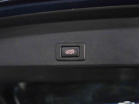 Used 2019 Subaru Ascent Touring w/ Popular Package #3 AWD/4WD image 48