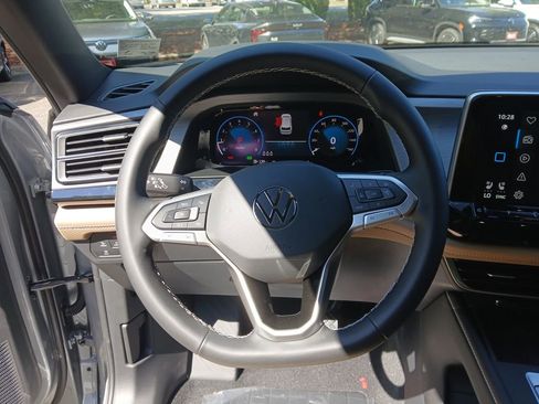 New 2026 Volkswagen Atlas Cross Sport SE AWD/4WD image 14
