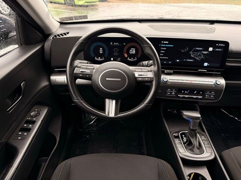 Used 2024 Hyundai Kona SEL image 33