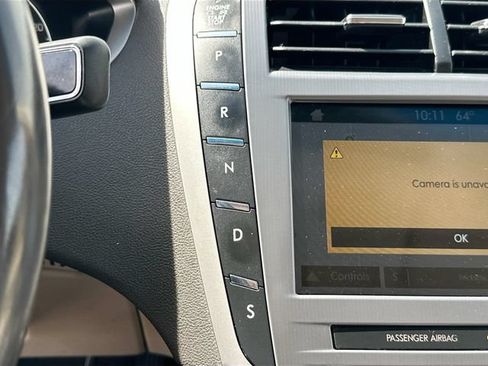 Used 2017 Lincoln MKZ Reserve FWD image 22
