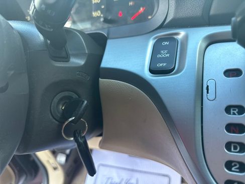 Used 2008 Honda Odyssey EX image 38
