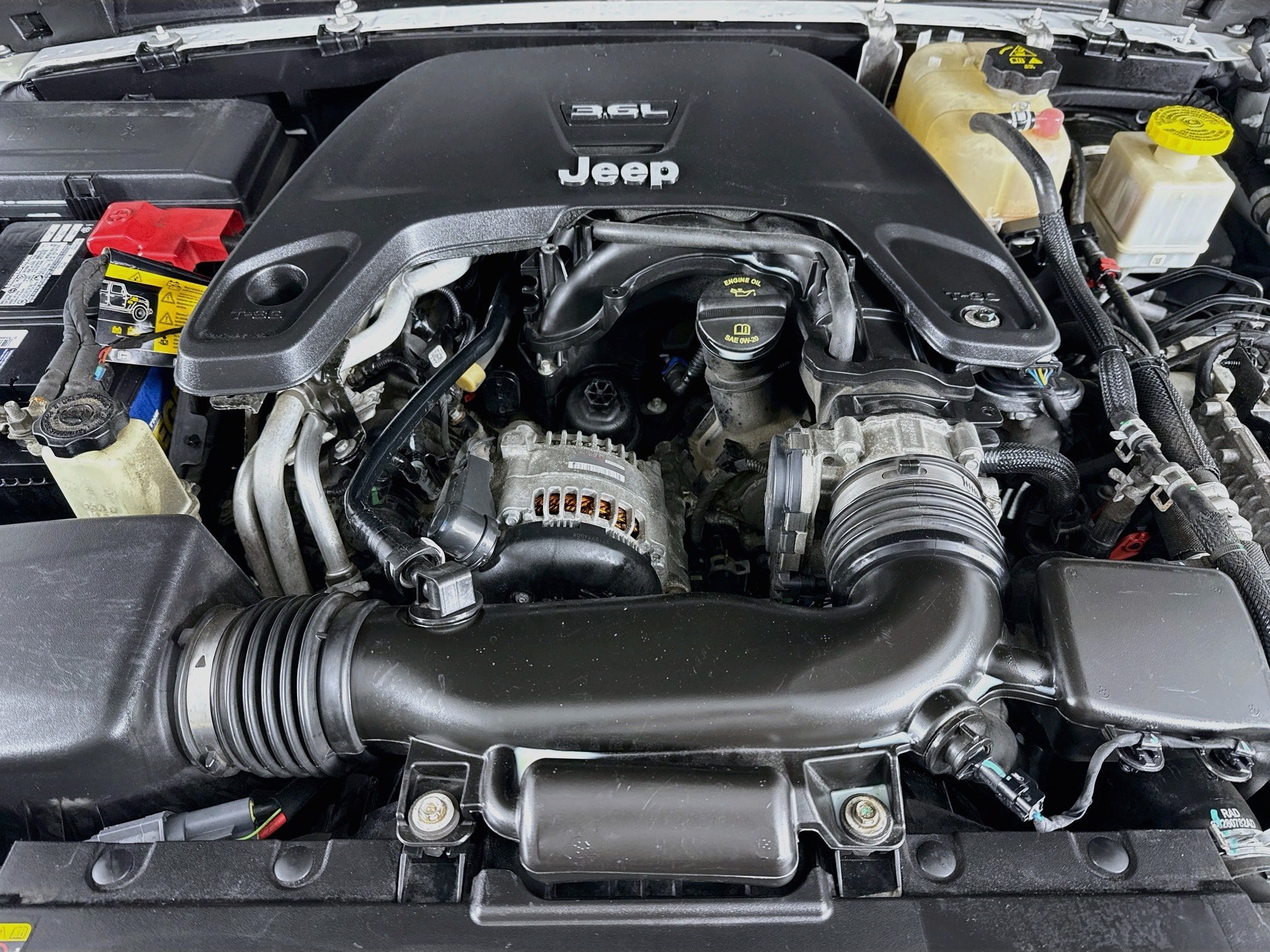 Used 2021 Jeep Gladiator Rubicon AWD/4WD image 18