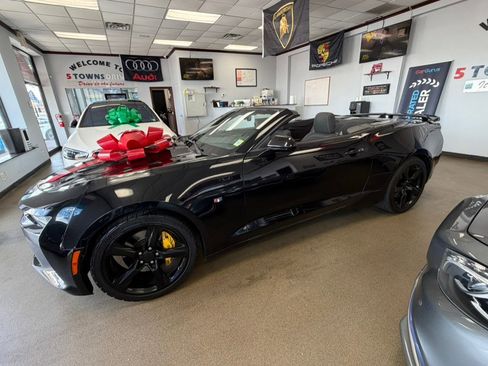 Used 2017 Chevrolet Camaro SS RWD image 34