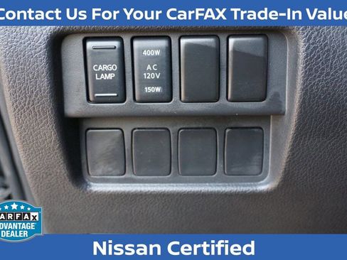 Used 2024 Nissan Titan SV w/ SV Convenience Package image 34