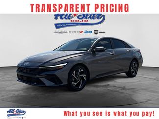 Used 2024 Hyundai Elantra Limited FWD video 1