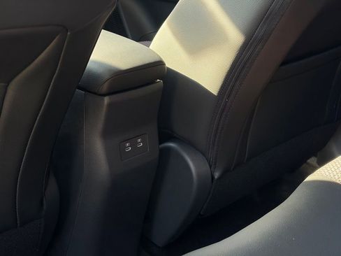 New 2026 Nissan Kicks SR image 24