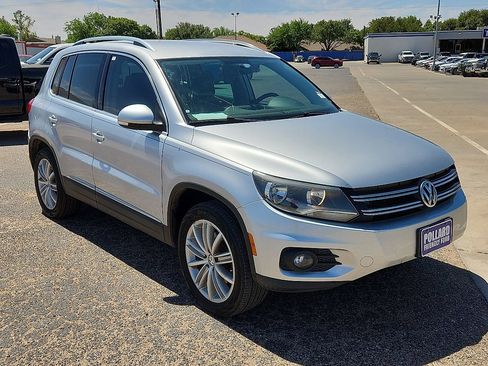 Used 2014 Volkswagen Tiguan SE FWD image 4