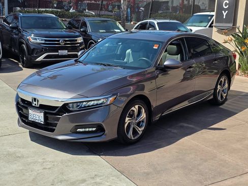 Used 2020 Honda Accord EX image 5
