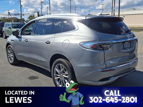 Used 2023 Buick Enclave Avenir w/ Avenir Technology Package image 10