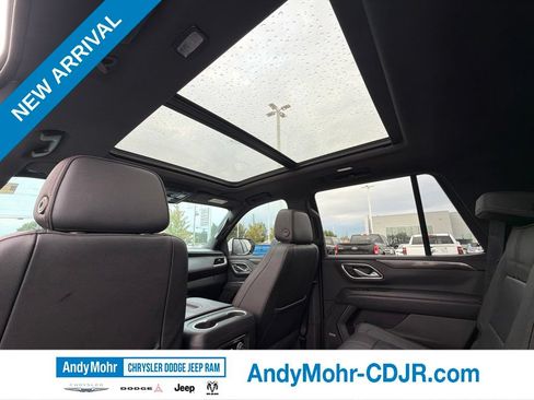 Used 2022 Chevrolet Tahoe RST w/ Luxury Package AWD/4WD image 13