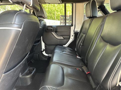 Used 2016 Jeep Wrangler Unlimited Sport w/ Quick Order Package 24S image 12