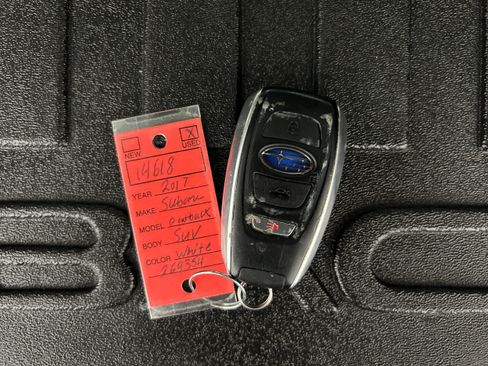 Used 2017 Subaru Outback 2.5i Limited AWD/4WD image 40