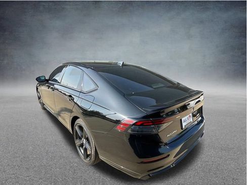 Used 2024 Honda Accord Sport image 6