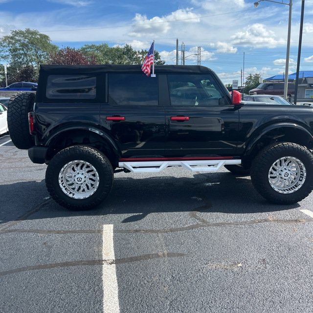 Used 2022 Ford Bronco Outer Banks AWD/4WD image 4