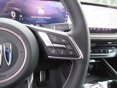 New 2026 Buick Envision Sport Touring image 21