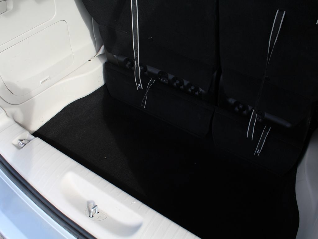 Used 2023 Chrysler Pacifica Touring-L FWD image 18