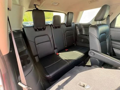 Used 2023 Nissan Pathfinder SL w/ SL Premium Package AWD/4WD image 35