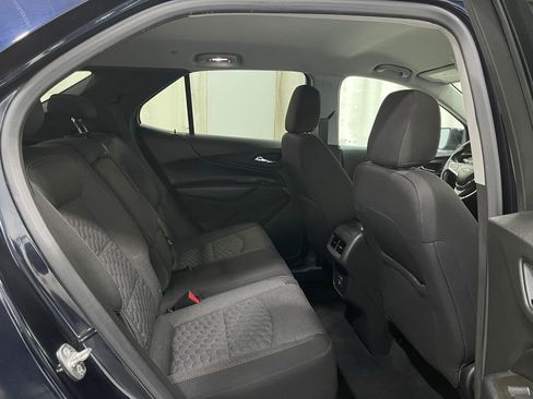 Used 2020 Chevrolet Equinox LT image 29