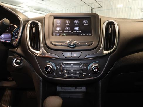 Used 2024 Chevrolet Equinox LT FWD image 16