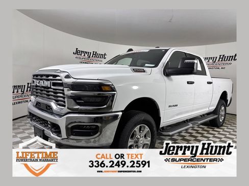 Used 2025 RAM 2500 Big Horn AWD/4WD image 1