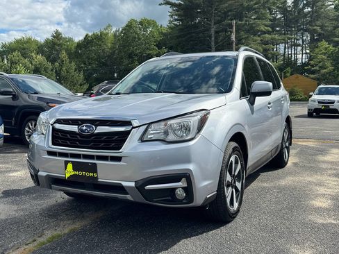 Used 2018 Subaru Forester 2.5i Limited AWD/4WD image 9